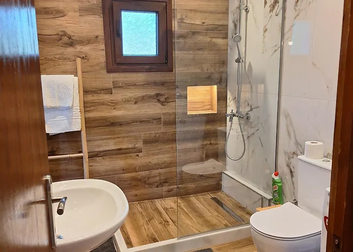 Areti Apartment Áfra